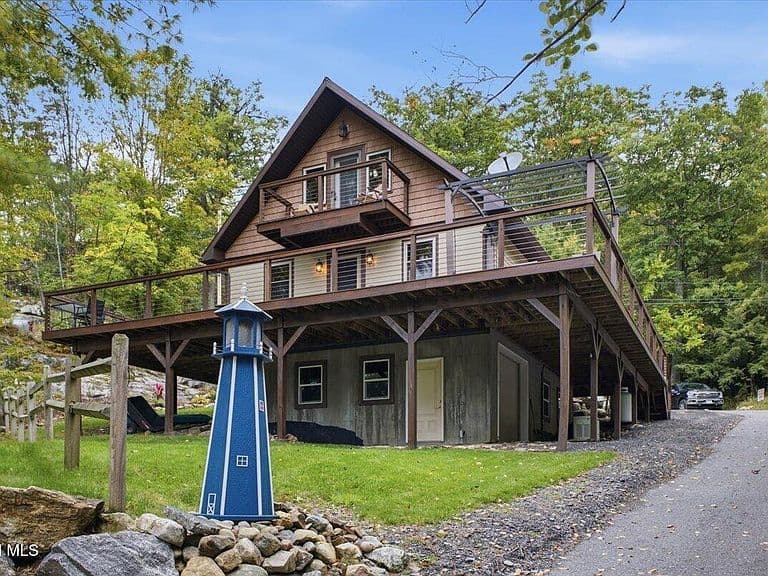6611 Royal Anchorage Way photo 1