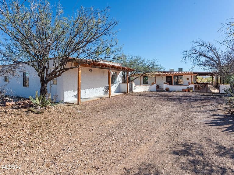 13520 W Universal Ranch Rd photo 3