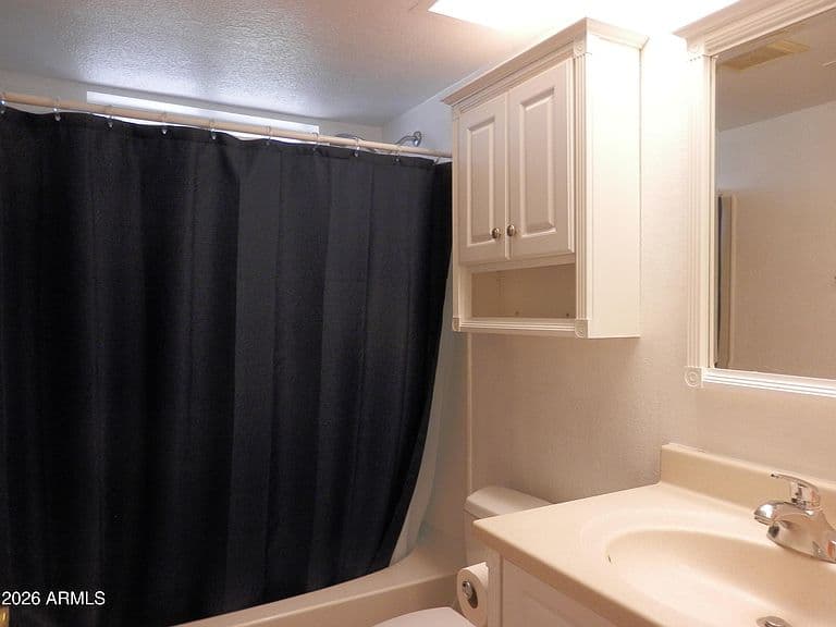 203 S 132ND Street photo 5