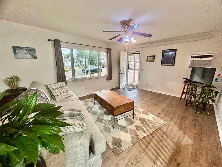 2812 Oak Ave photo 4