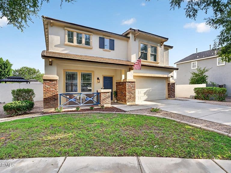 3773 E WASHINGTON Court photo 3
