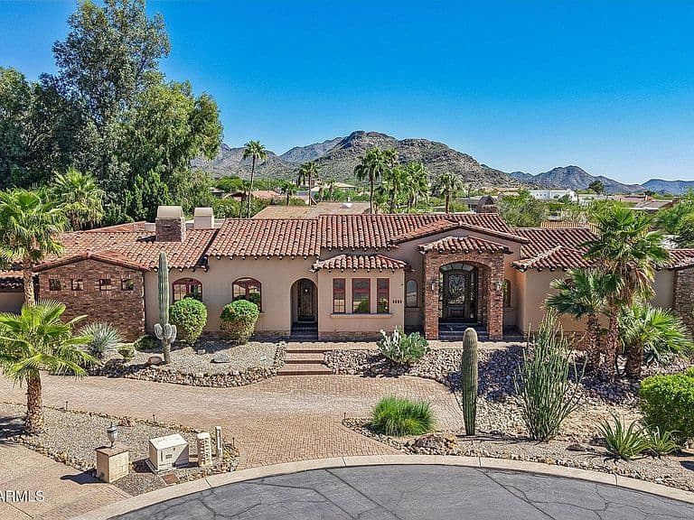 9413 E La Posada Circle photo 5