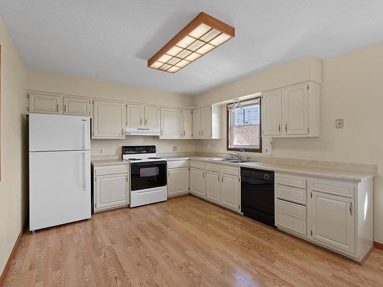 1514 Racine St photo 5