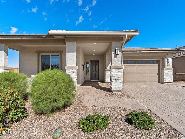 21814 E Bonanza Court photo 3