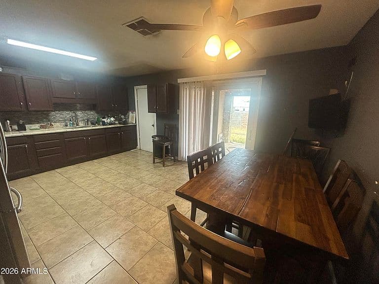 4732 E HIDALGO Avenue photo 3