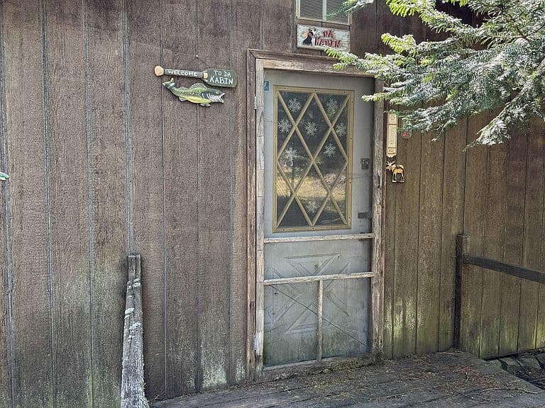 138 Solomon Lake Rd photo 3