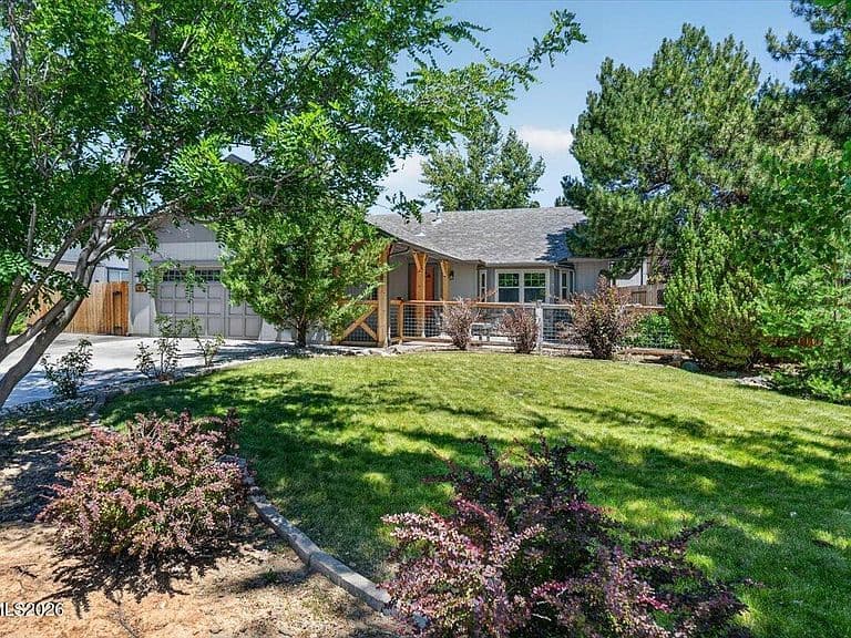 145 Carlene Dr photo 2