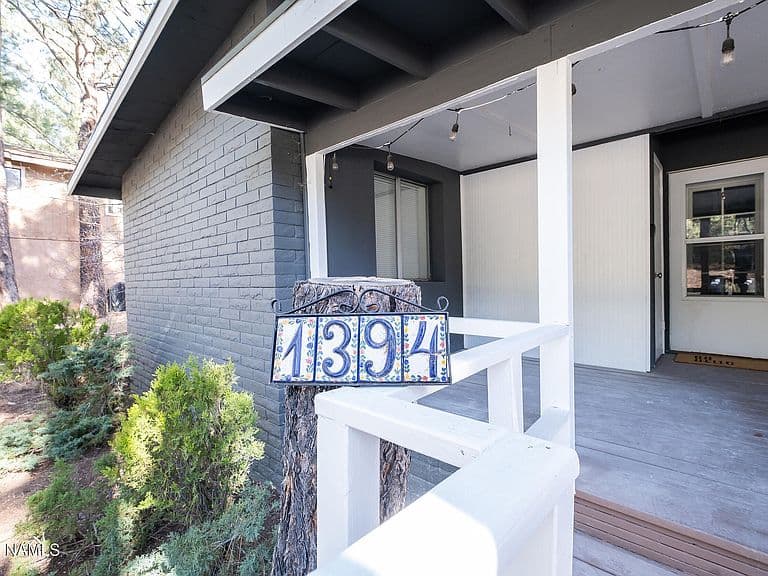1394 W University Heights Dr N photo 4