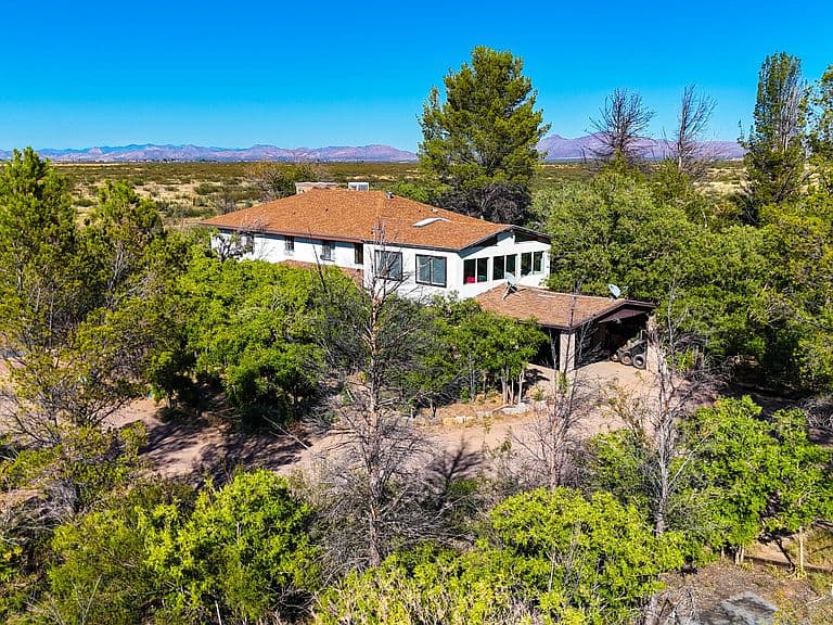 3469 N Highway 191 photo 2