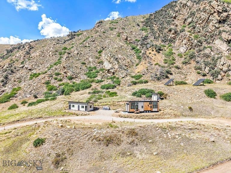 279 N Bear Trap Canyon Rd photo 5