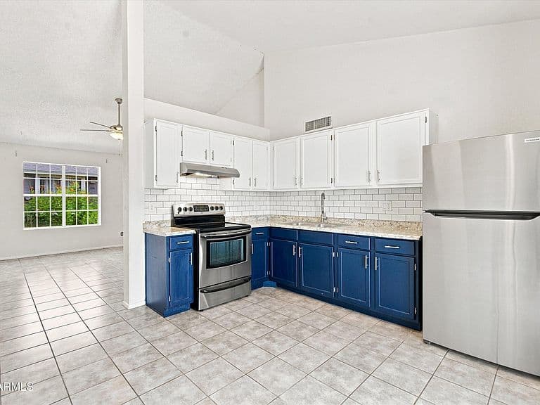 5960 W OREGON Avenue #119 photo 1