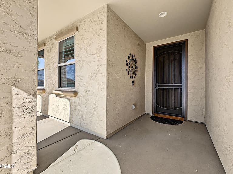 7924 W CACTUS WREN Way photo 3
