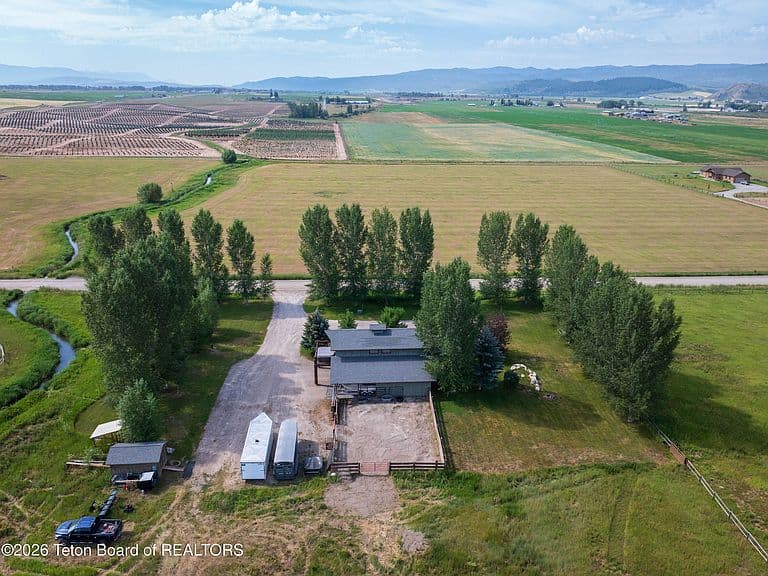 268 River Ranch Loop photo 1