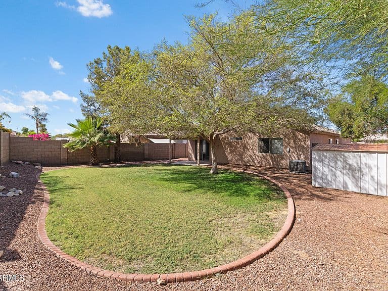 15011 W HEARN Road photo 3