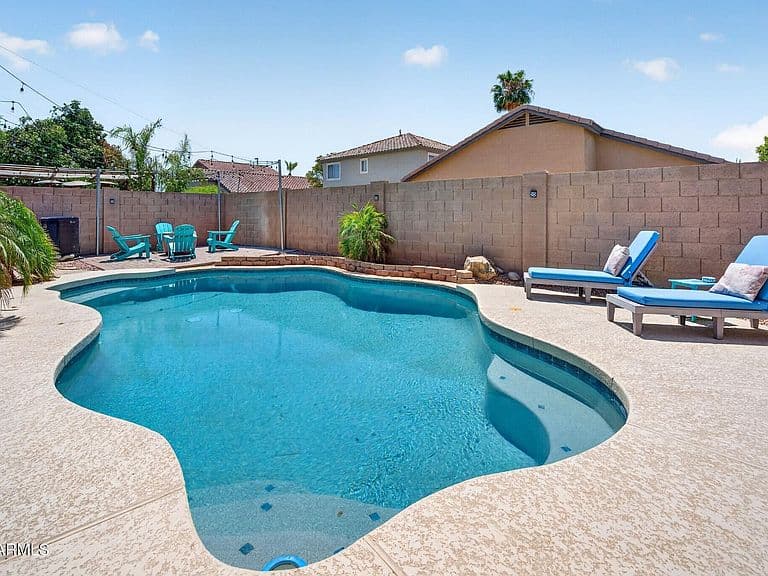 2553 E JASPER Drive photo 5