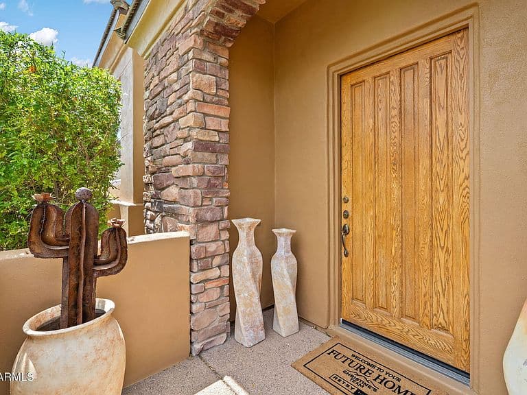 28990 N WHITE FEATHER Lane #124 photo 4