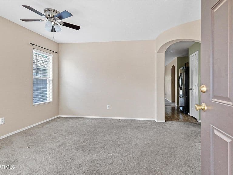 36796 W MONDRAGONE Lane photo 5