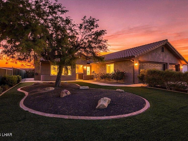 2635 Havasupai Blvd photo 1