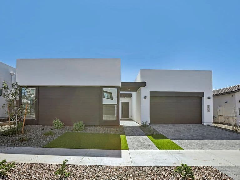 10315 E Utah Ave photo 1