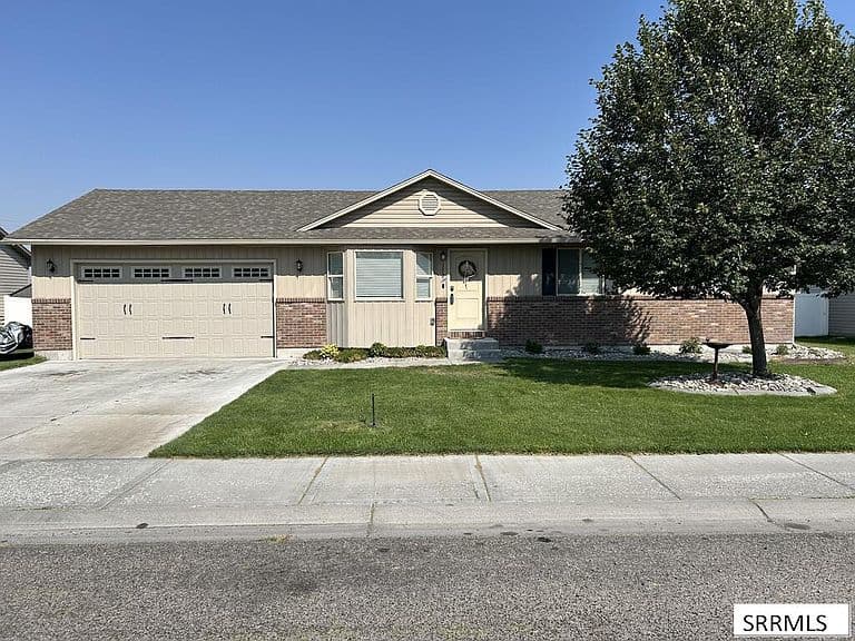 352 N Kimberly Dr photo 1