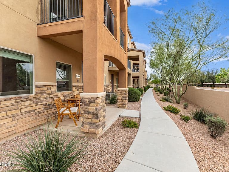 2821 S Skyline Dr Unit 129 photo 2