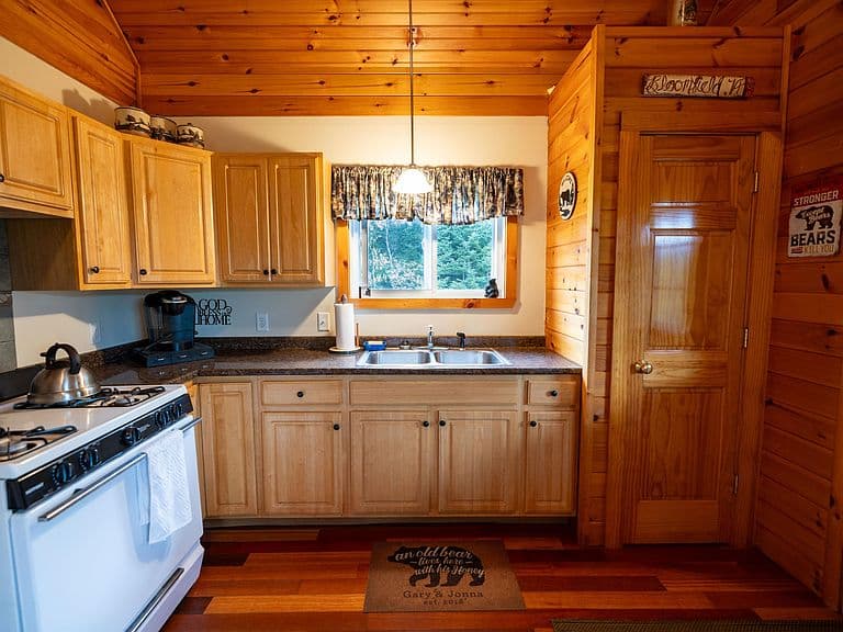 140 Norcott Lane photo 4