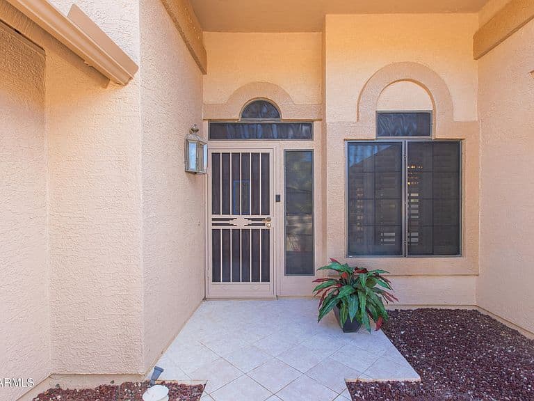 9845 W ESCUDA Drive photo 3
