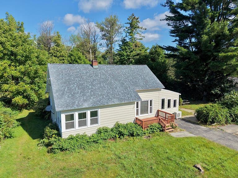 1263 Sunset Dr photo 2