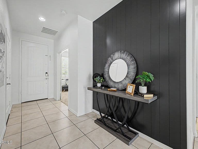 2513 W Arroyo Way photo 4
