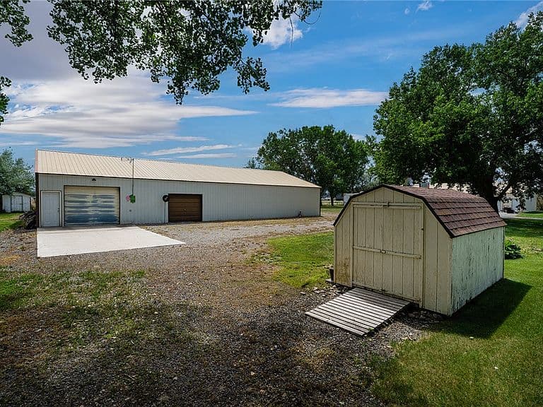 6248 Victoria Ln photo 3