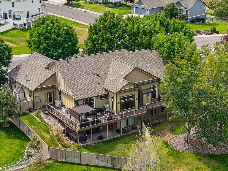 5056 Roy Ct photo 2