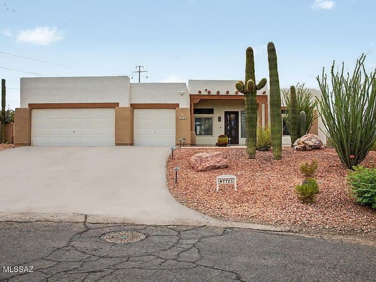 7721 N Legend Vista Pl photo 2