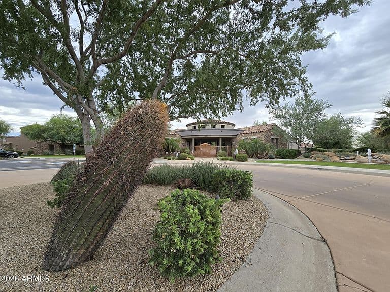 19550 N Grayhawk Drive #1008 photo 4