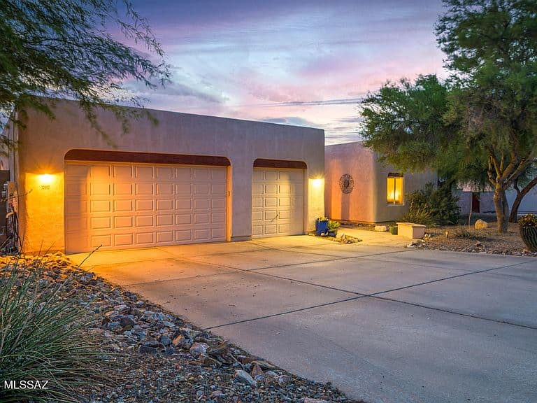 13992 S Broken Spoke Ln photo 2