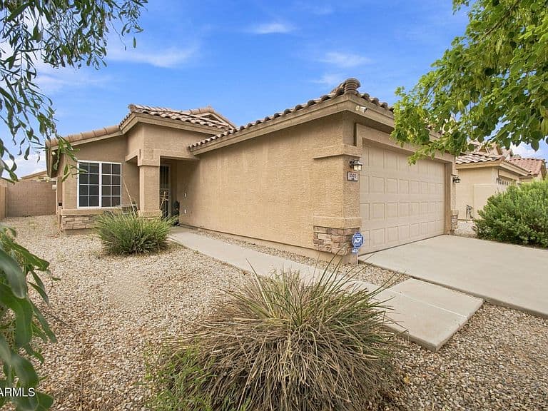 1503 E ROSEBUD Drive photo 1