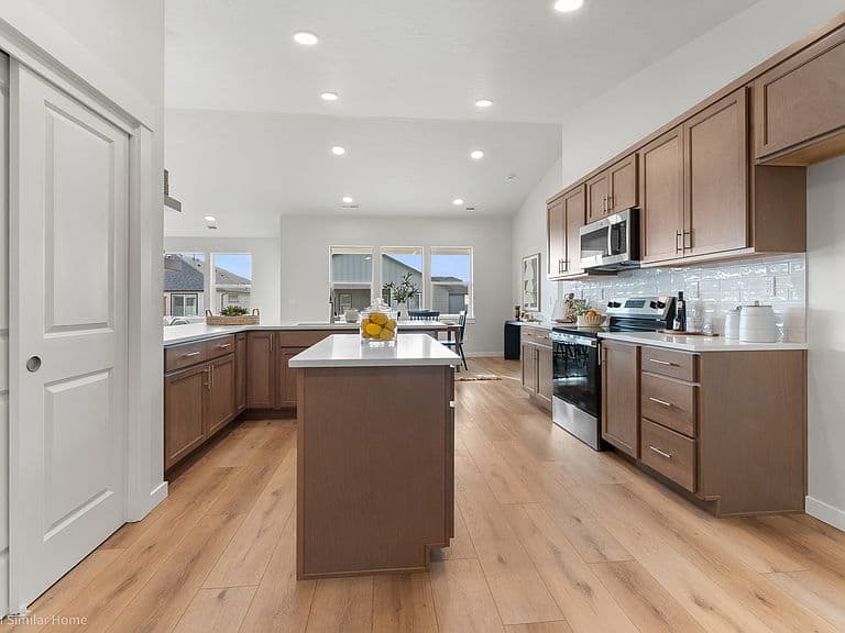 8821 Los Alamitos Ln photo 4