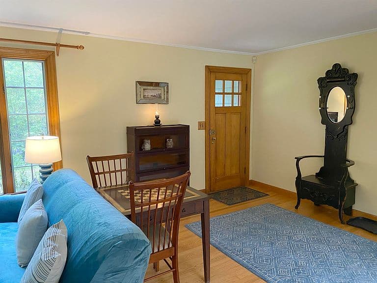 116 Teacher Road photo 2
