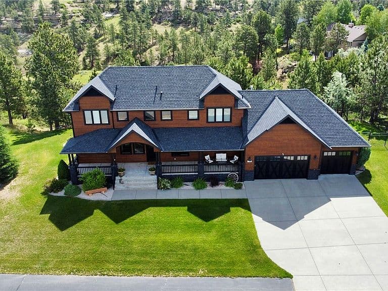 4411 Iron Horse Trl photo 2