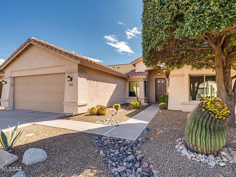 838 N Turquoise Vista Dr photo 1