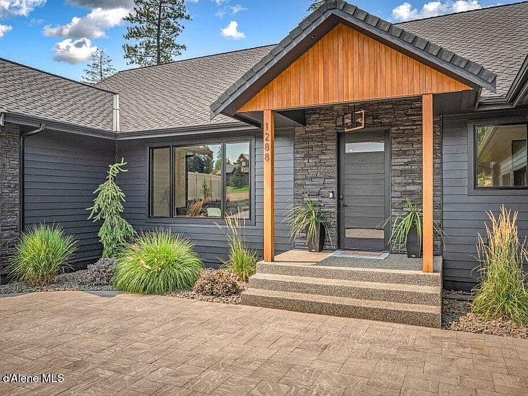 1288 E Bruin Loop photo 4