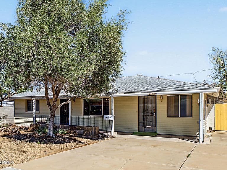 11116 W GREER Avenue photo 4