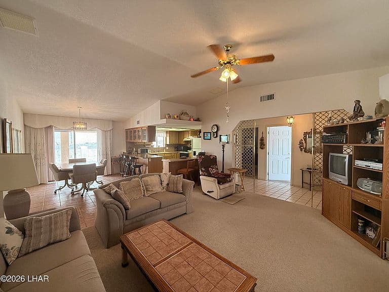 3815 Chesapeake Blvd photo 5