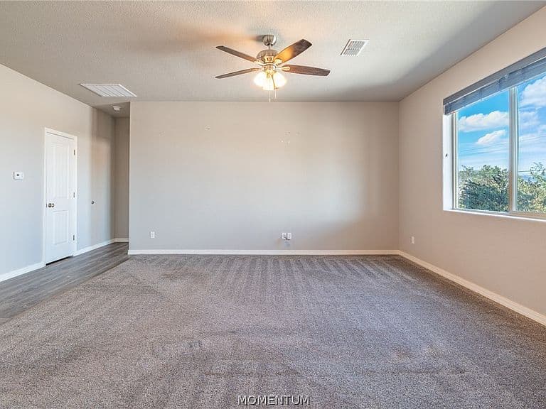 3621 Oak Cliffs Avenue photo 3