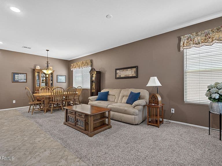 18345 W ONYX Avenue photo 3