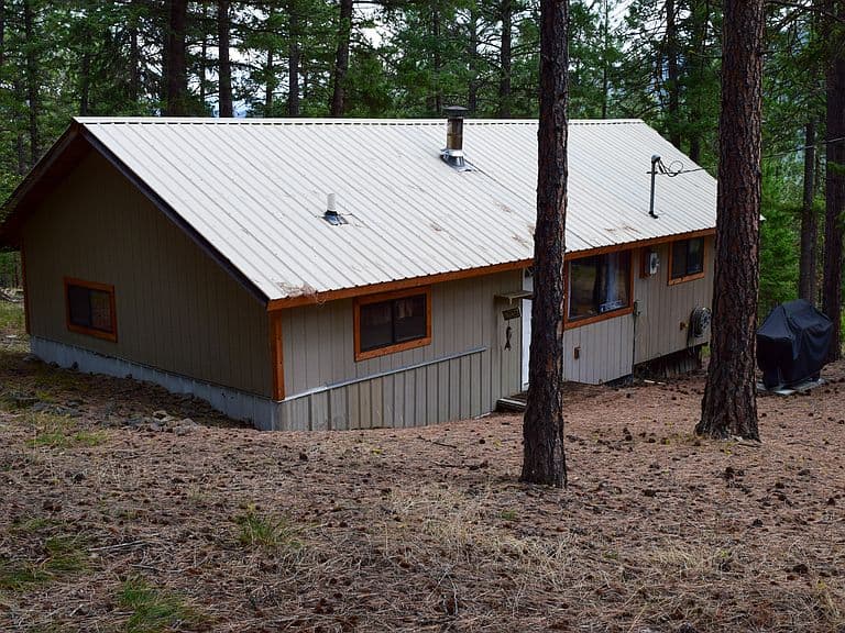 15384 Rosco Rd photo 1