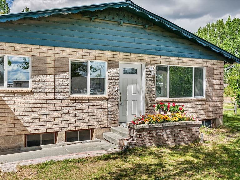 3795 E Sunnyside Rd photo 2