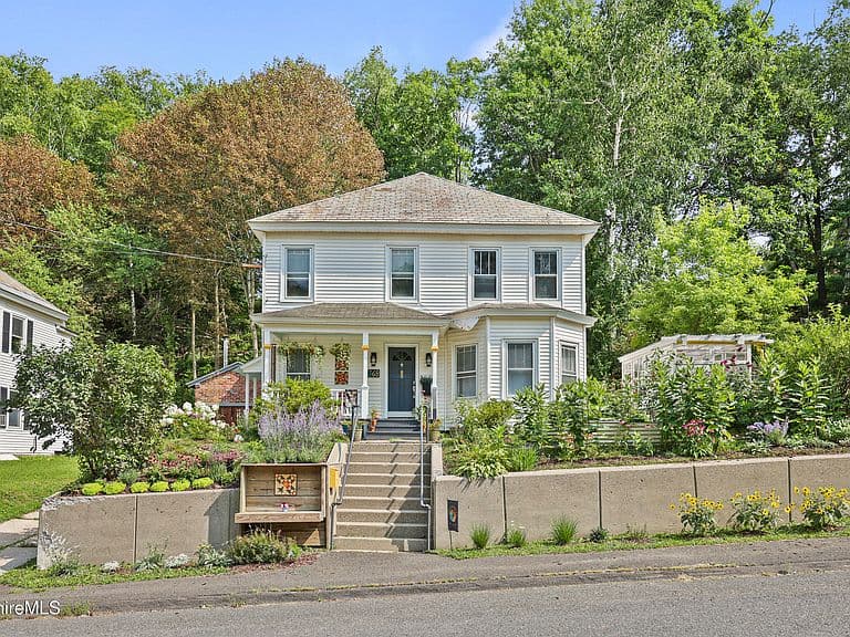 68 Gallup St photo 1