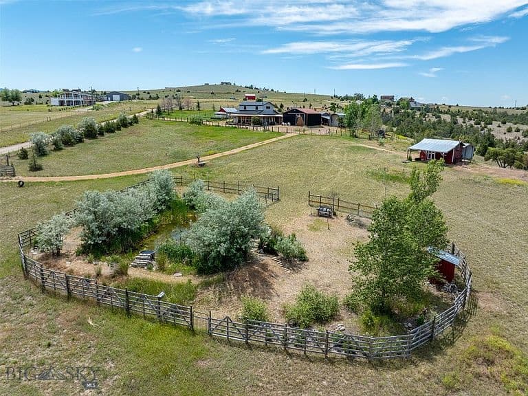 13575 Crystal Mountain Rd photo 2