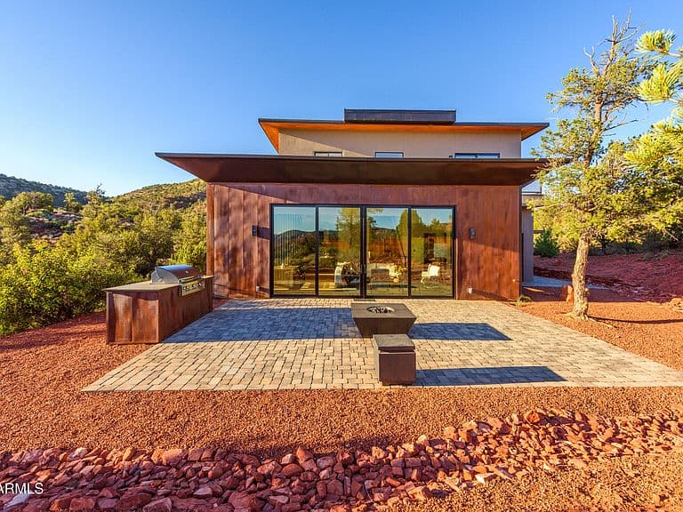 57 PEAK POINT Court photo 4