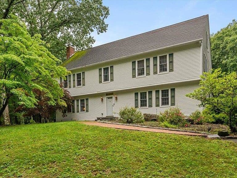 80 Mack Hill Road photo 2